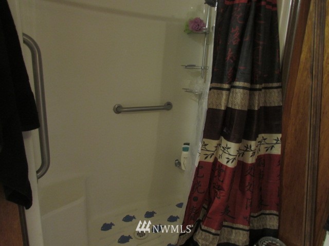 8516 Riverside Road East Sumner, WA 98390 - Photo 6 of 8