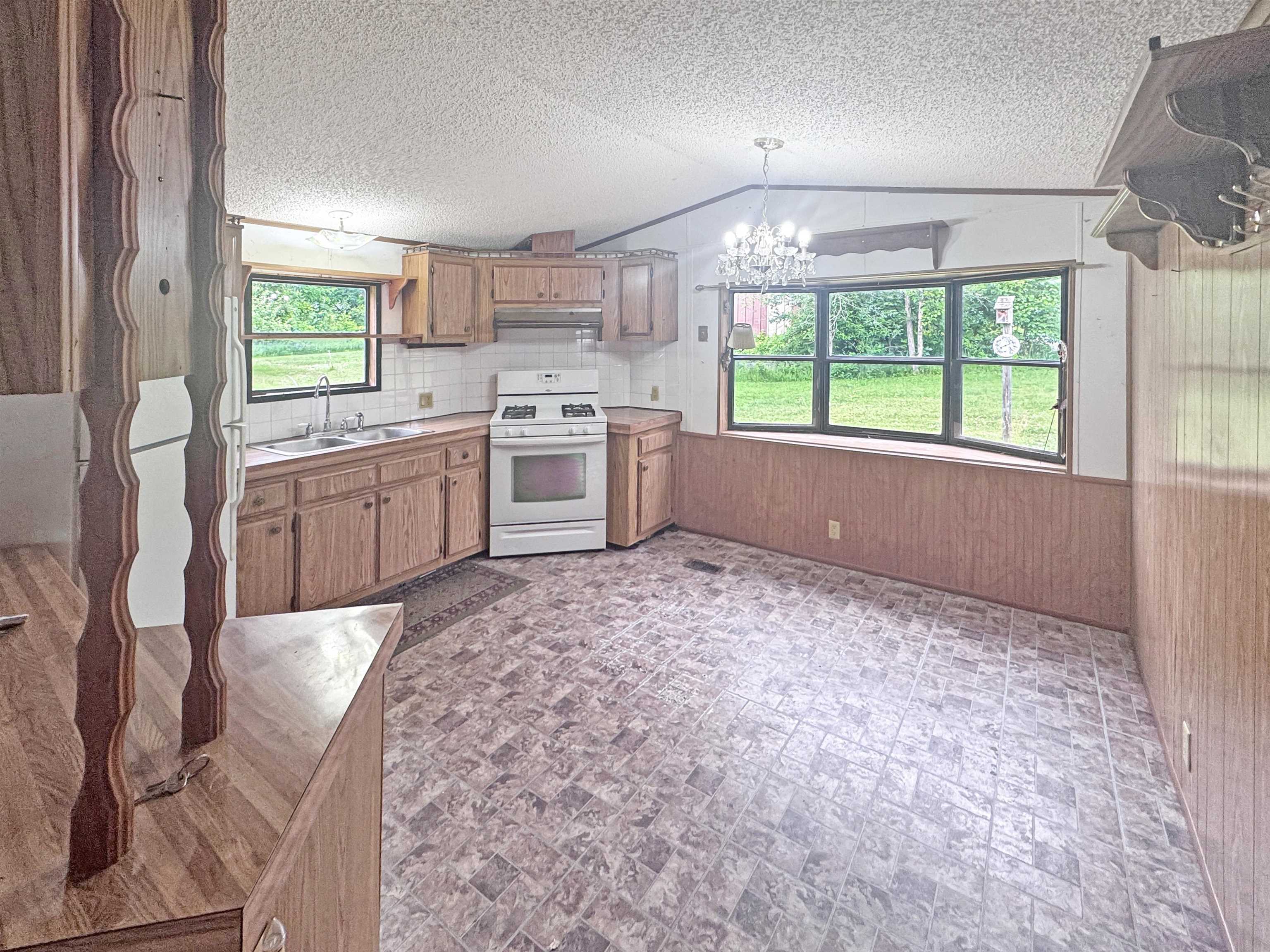 N8771 Pines Road Wausaukee, WI 54177 - Photo 5 of 40