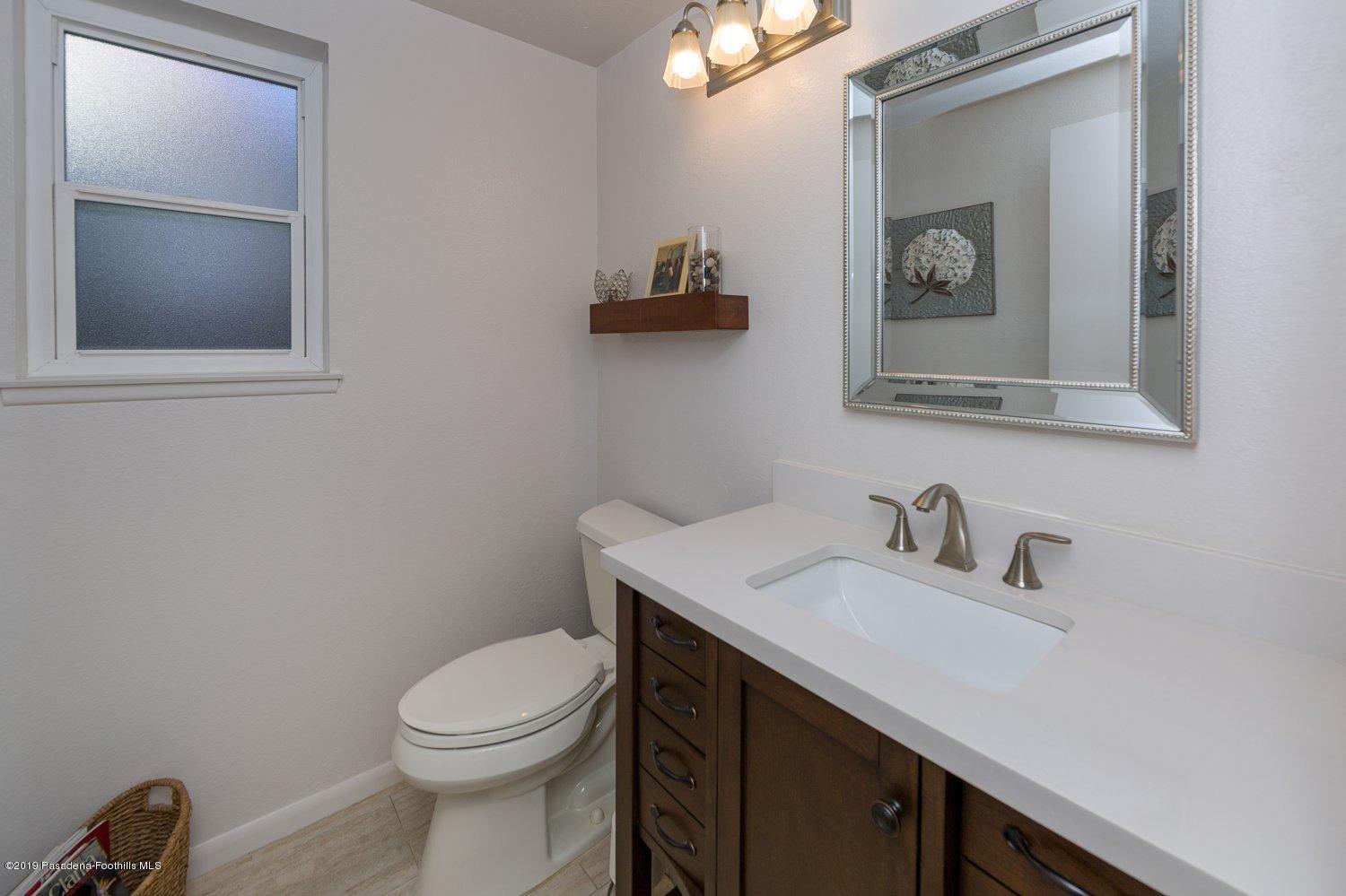 27737 Wakefield Road Castaic, CA 91384 - Photo 14 of 25 14-WakefieldRd-9249939317