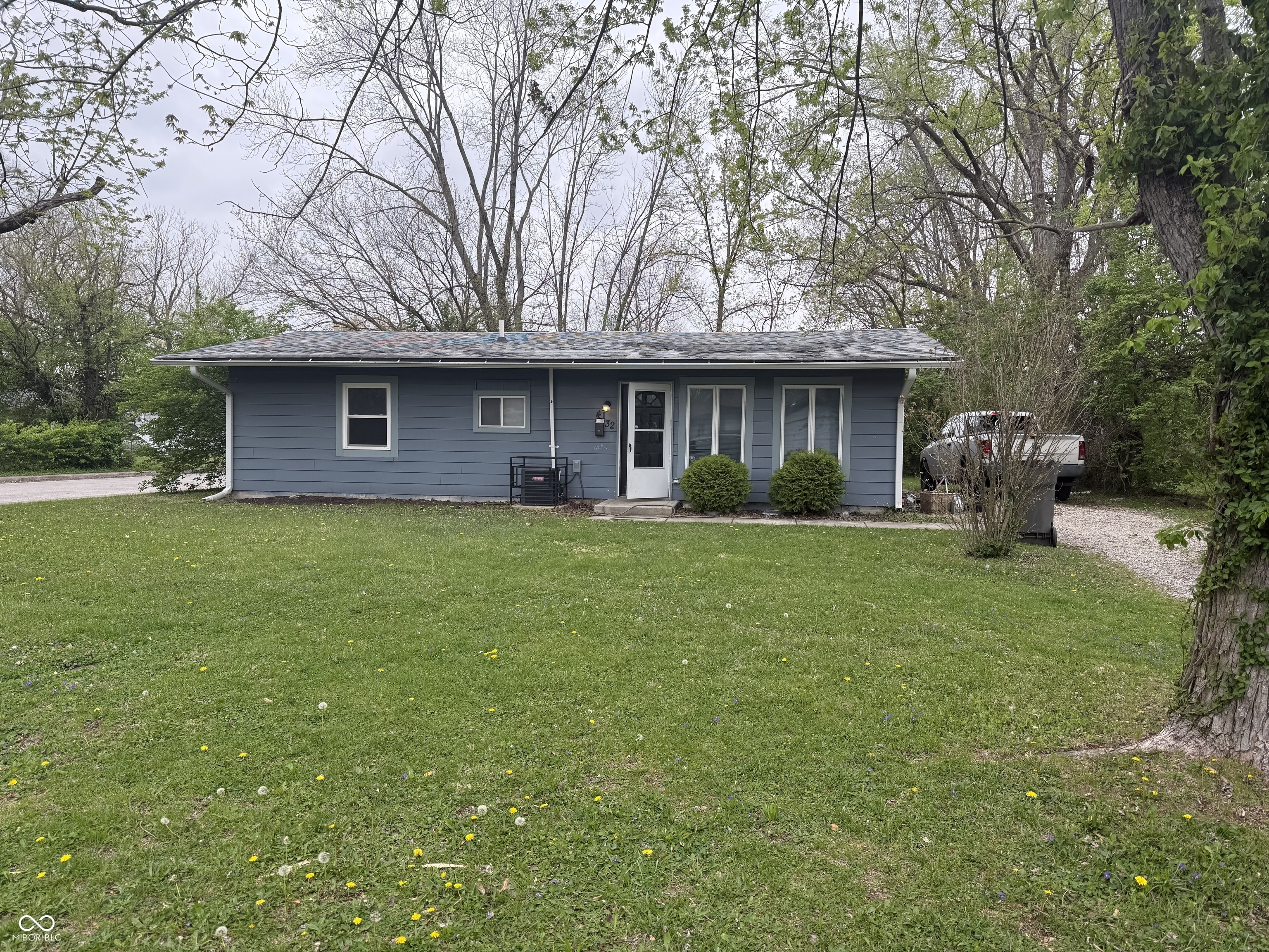 4132 North Ritter Avenue Indianapolis, IN 46226 - Photo 2 of 33