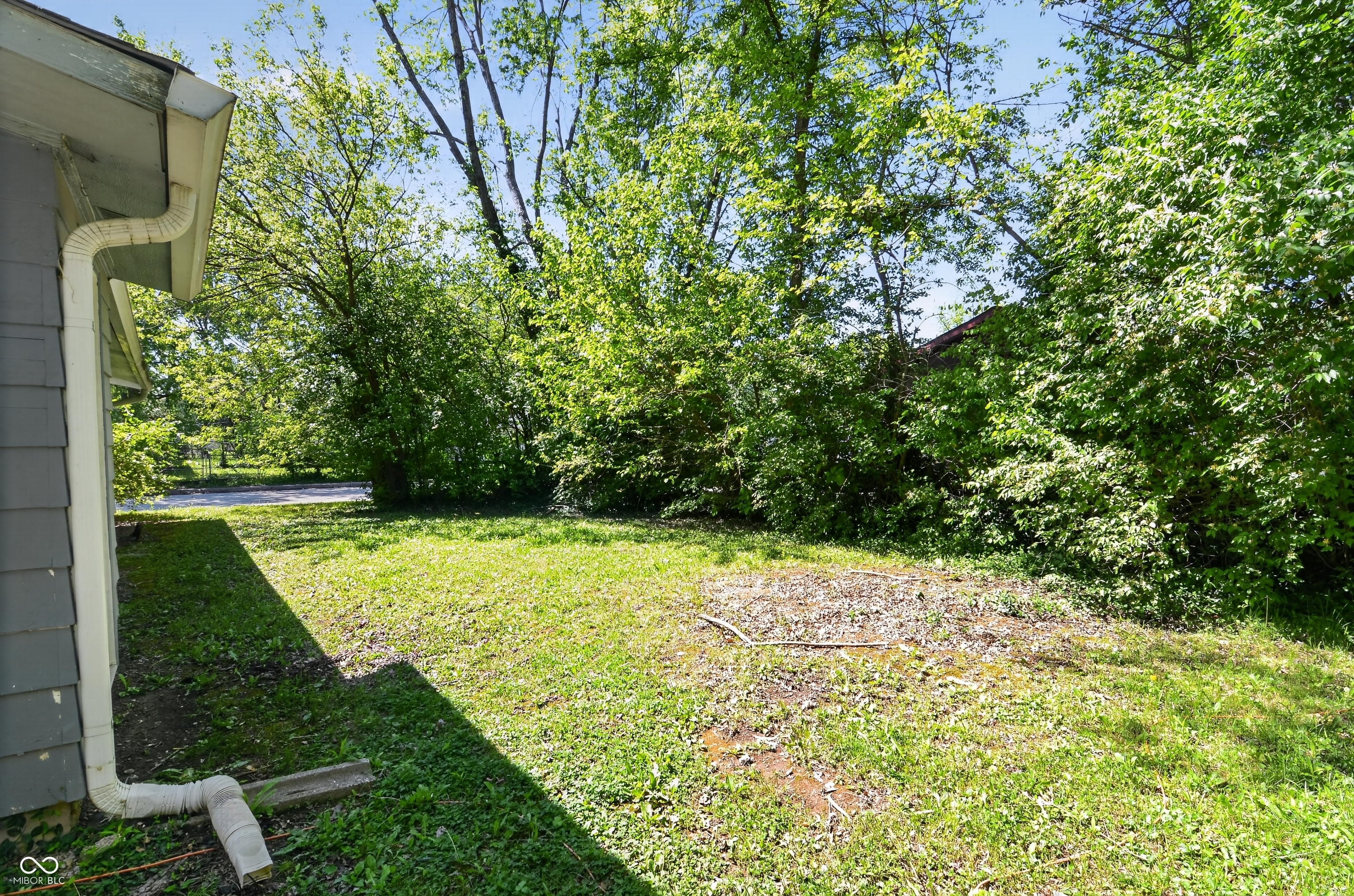 4132 North Ritter Avenue Indianapolis, IN 46226 - Photo 4 of 33