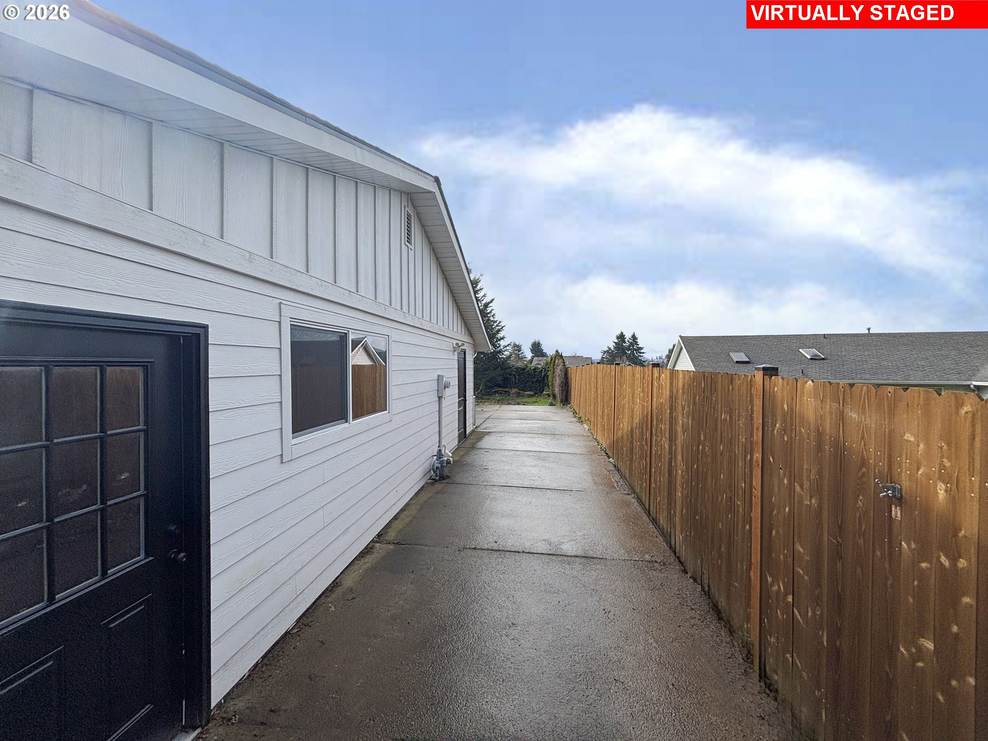 17460 Southeast Sunnyside Road Damascus, OR 97089 - Photo 2 of 41 a view of a balcony