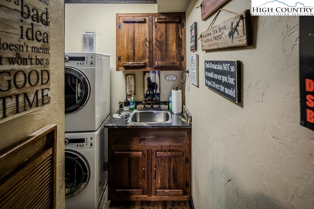 1920-1922 Worley Road Banner Elk, NC 28604 - Photo 15 of 46