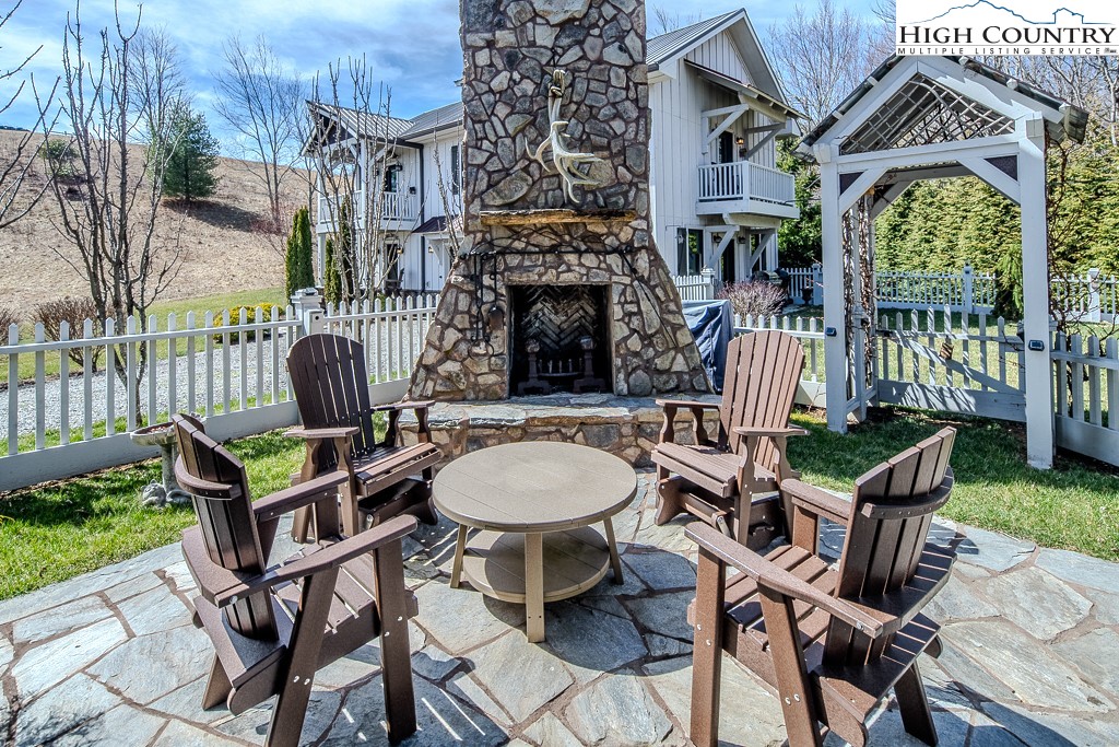 1920-1922 Worley Road Banner Elk, NC 28604 - Photo 30 of 46