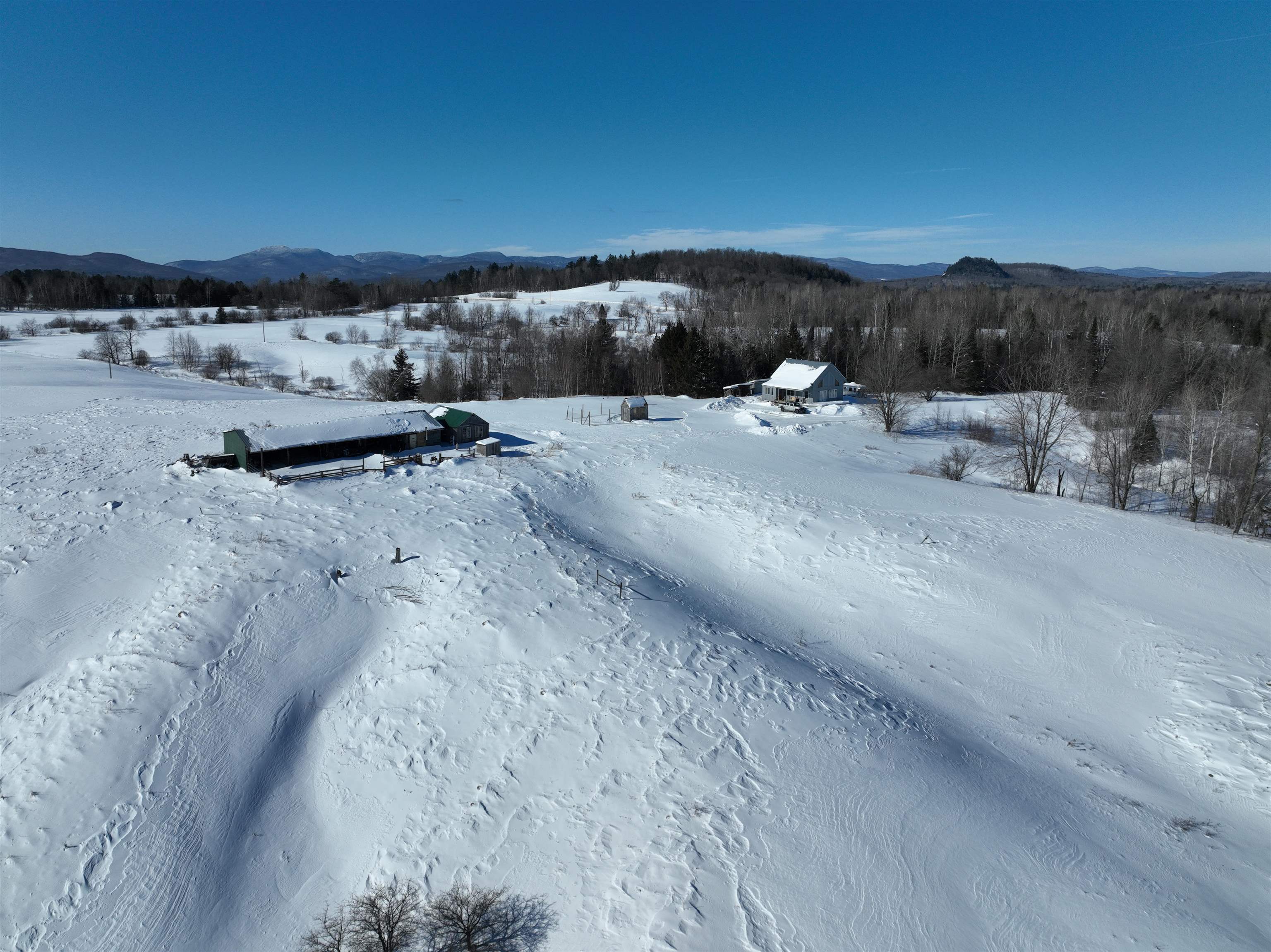 1602 Bear Mountain Road Troy, VT 05859 - Photo 30 of 60