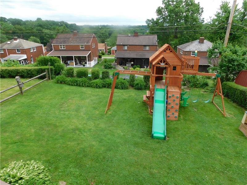 1118 Varner Road Pittsburgh, PA 15227 - Photo 22 of 23 Rear yard.