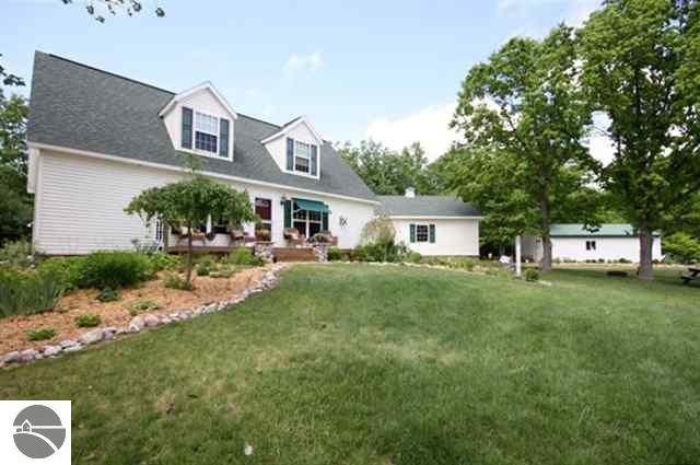 7887 West Sharon Road Southwest Fife Lake, MI 49633 - Photo 14 of 25 1745176-13.JPG