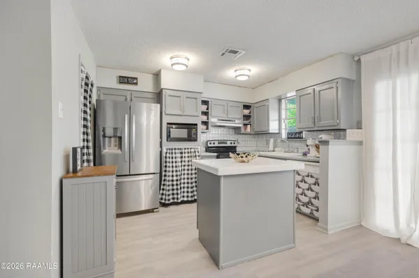 $149,900 | 111 Courtney Drive, Duson, LA 70529