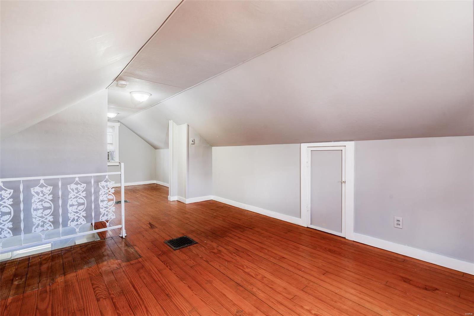 11845 Benham Road Florissant, MO 63033 - Photo 16 of 28