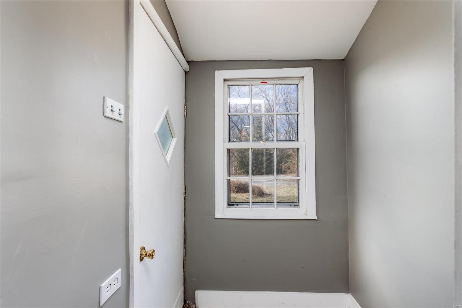 11845 Benham Road Florissant, MO 63033 - Photo 22 of 28