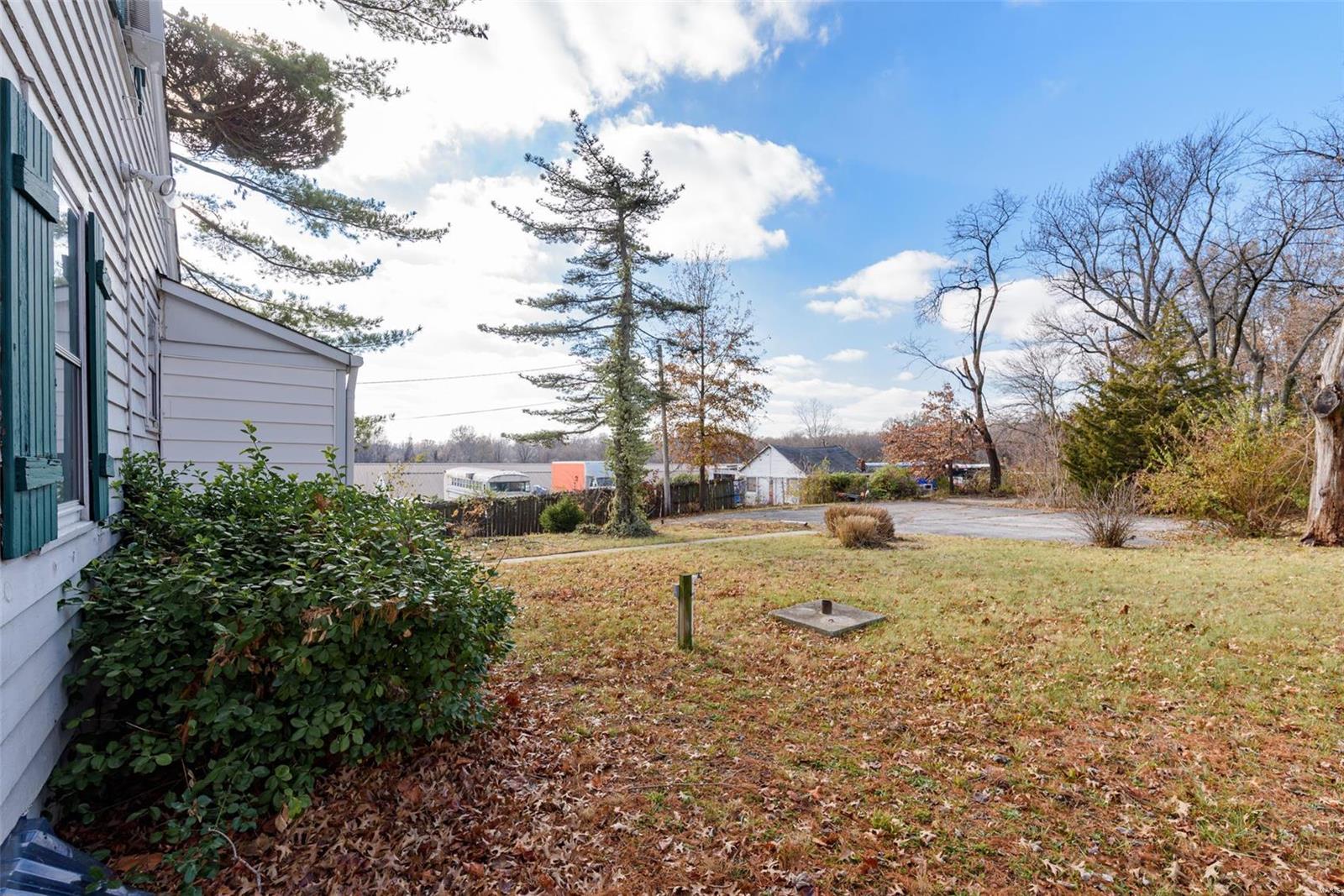 11845 Benham Road Florissant, MO 63033 - Photo 26 of 28