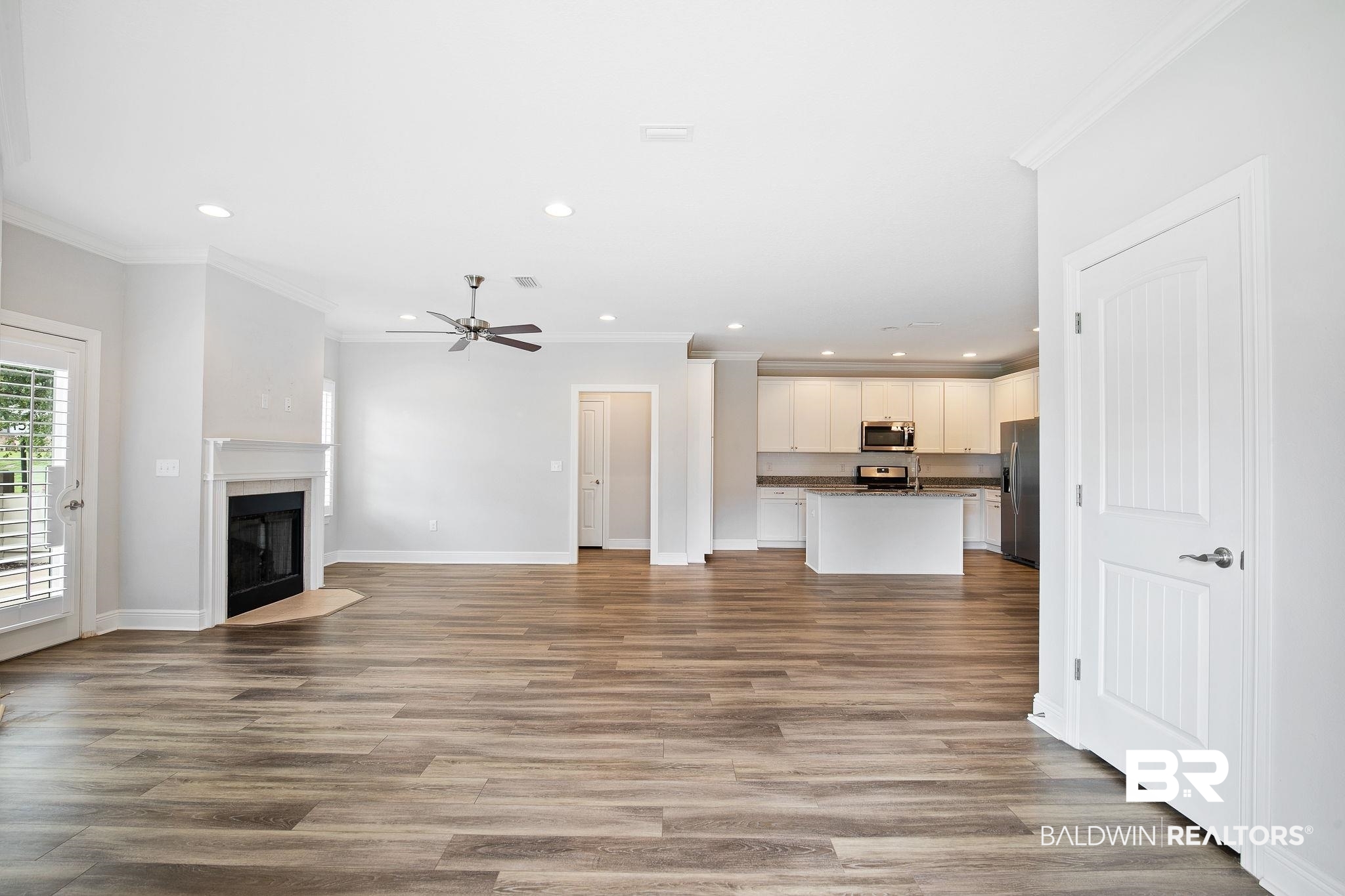 1203 Holmes Avenue Foley, AL 36535 - Photo 7 of 49