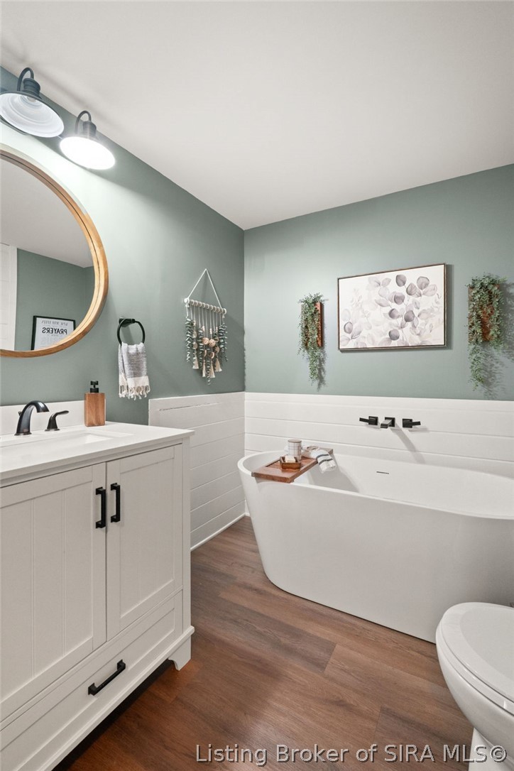 1420 West Kent Sr 256 Austin, IN 47102 - Photo 42 of 71 Hallway bath