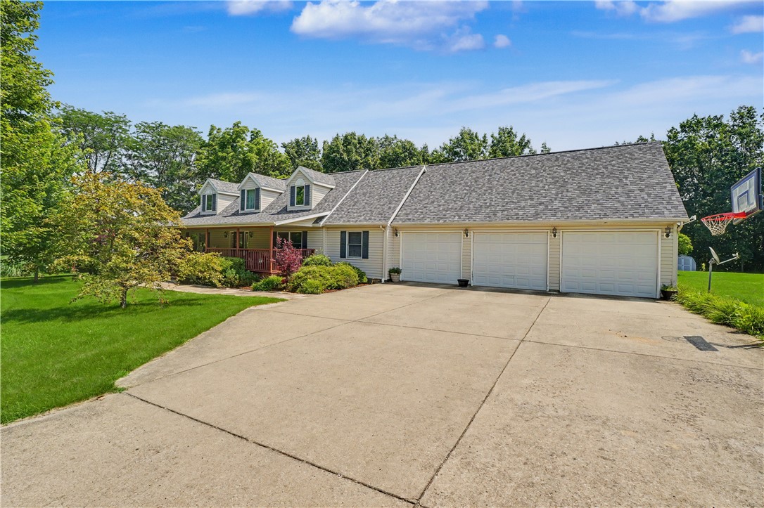 25045 Brandywine Road Danville, IL 61834 - Photo 1 of 45