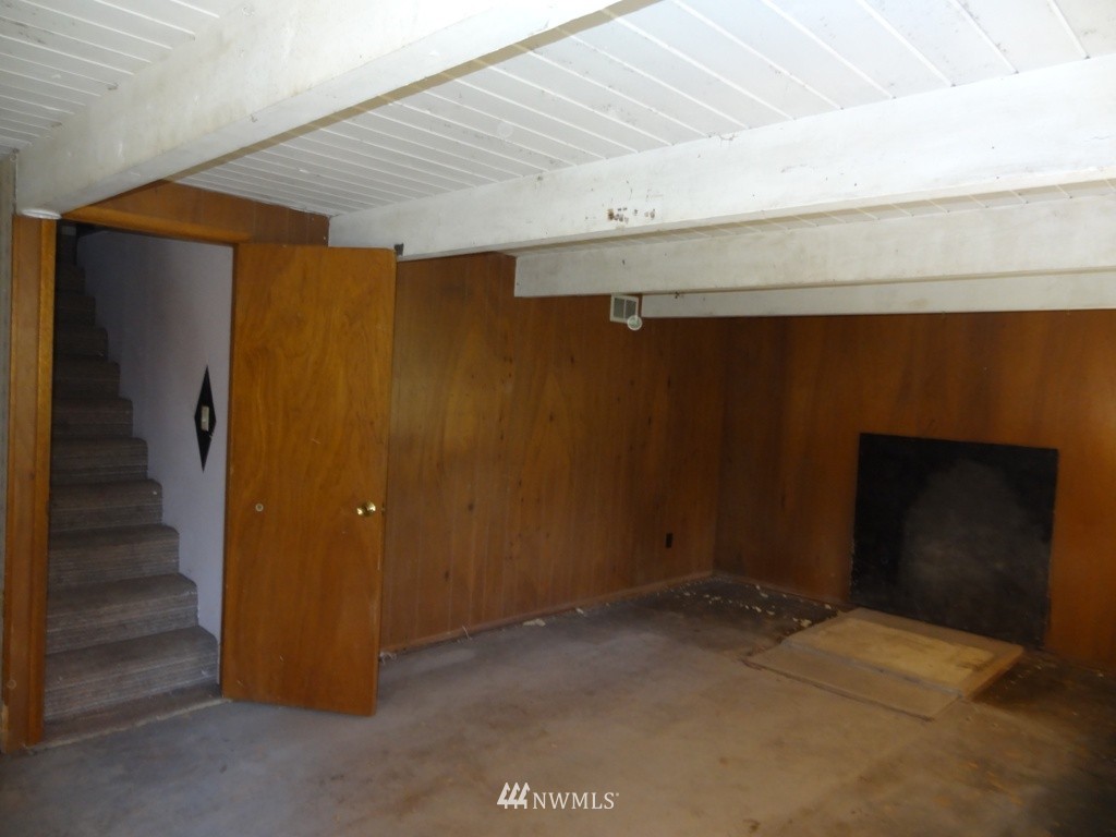 4201 East Grapeview Loop Road Grapeview, WA 98546 - Photo 7 of 9 Gallery Image 7
