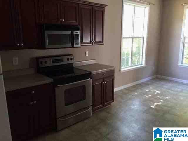 112 Chinaberry Lane Alabaster, AL 35114 - Photo 7 of 13