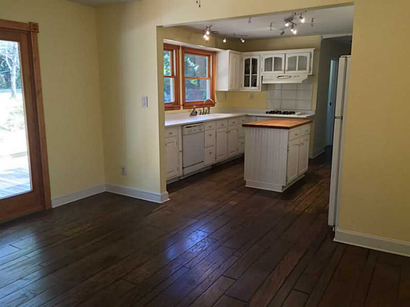 113 Burlingame Road Smithfield, RI 02917 - Photo 5 of 25 Kitchen. Great For Entertaining; The Kitchen Has An Open Flow Between Rooms.