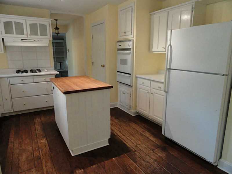 113 Burlingame Road Smithfield, RI 02917 - Photo 7 of 25 Kitchen. Fully Applianced. Stove Top and Oven Run Off Propane.