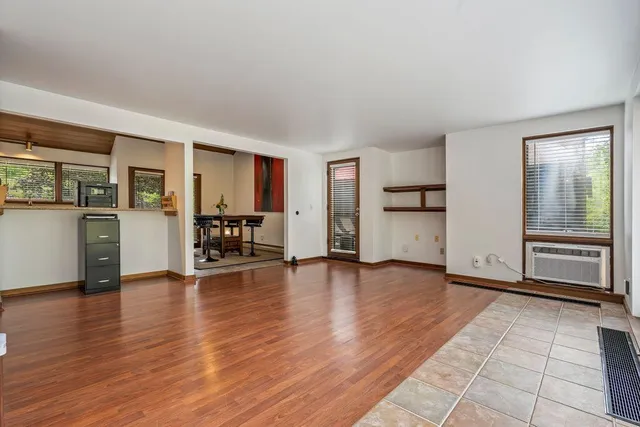 $679,000 | 2 Flynn Road, Raymond, ME 04071