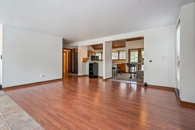 $679,000 | 2 Flynn Road, Raymond, ME 04071