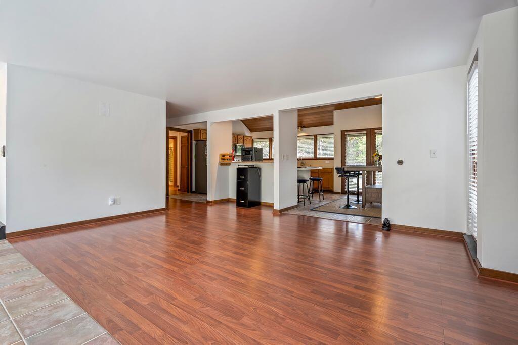 2 Flynn Road Raymond, ME 04071 - Photo 19 of 79 20_DSC09932