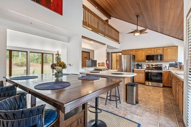 $679,000 | 2 Flynn Road, Raymond, ME 04071