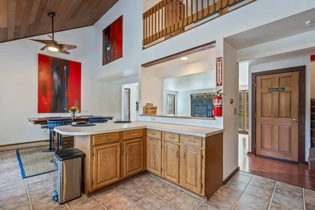 $679,000 | 2 Flynn Road, Raymond, ME 04071