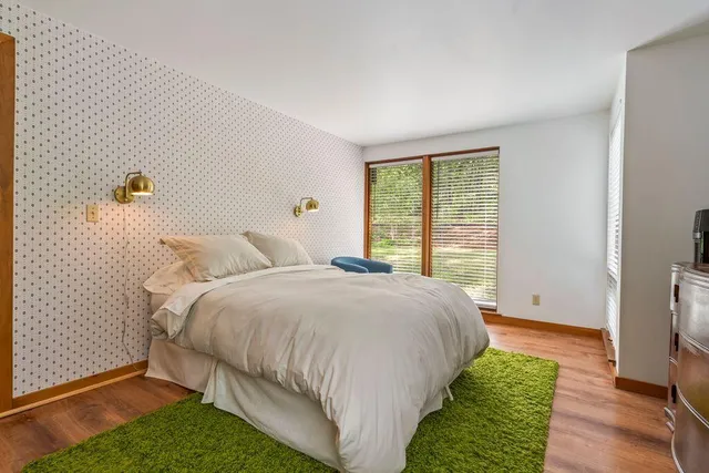 $679,000 | 2 Flynn Road, Raymond, ME 04071