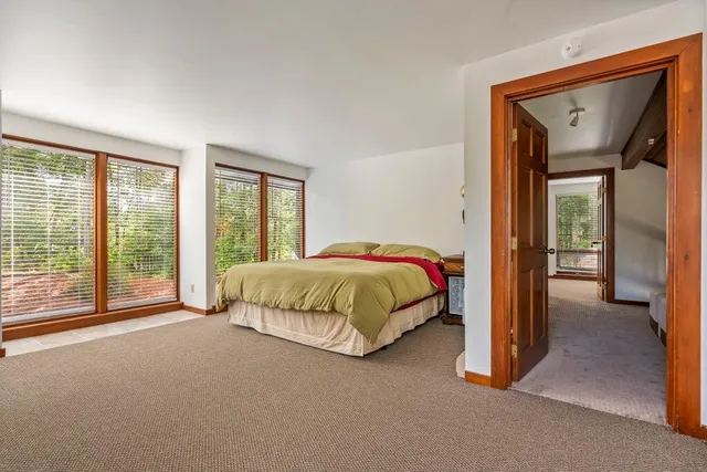 $679,000 | 2 Flynn Road, Raymond, ME 04071