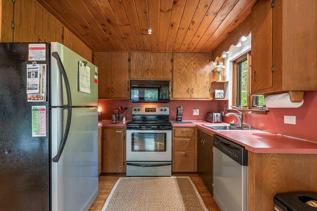 2 Flynn Road Raymond, ME 04071 - Photo 50 of 79 57_DSC00134