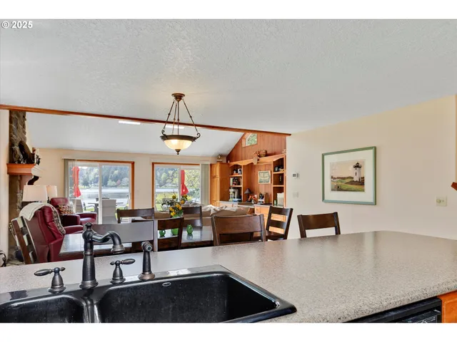 $699,969 | 71848 North Shore Drive, Birkenfeld, OR 97016