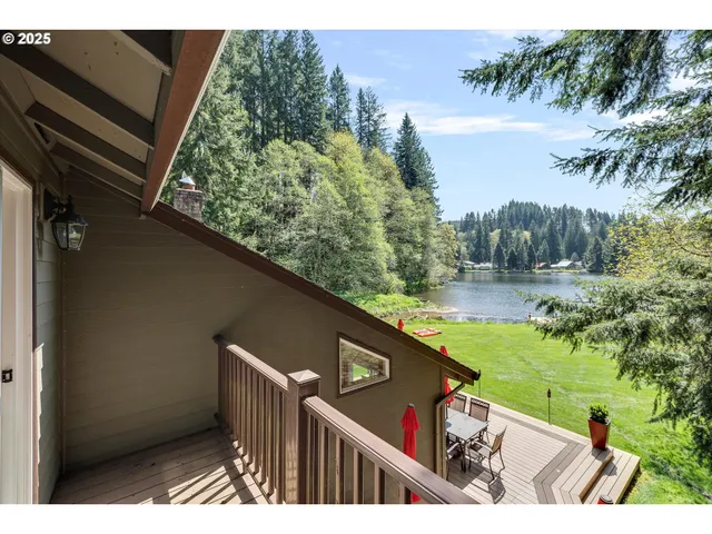 $699,969 | 71848 North Shore Drive, Birkenfeld, OR 97016