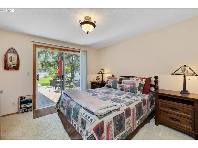 $699,969 | 71848 North Shore Drive, Birkenfeld, OR 97016