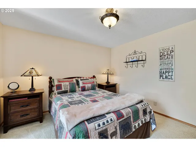 $699,969 | 71848 North Shore Drive, Birkenfeld, OR 97016