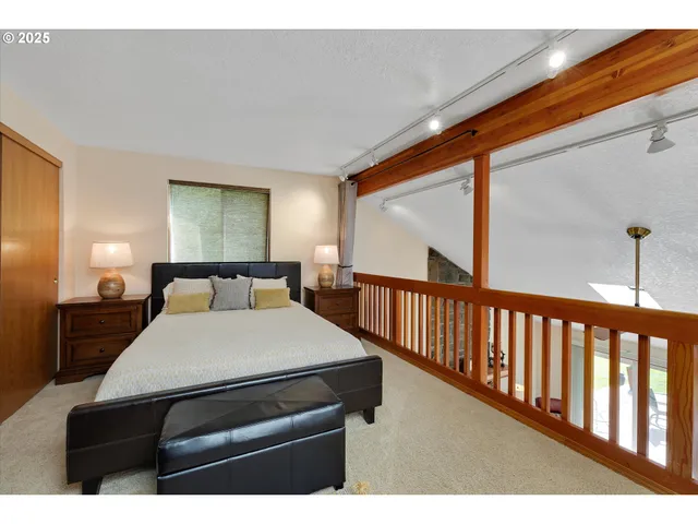 $699,969 | 71848 North Shore Drive, Birkenfeld, OR 97016