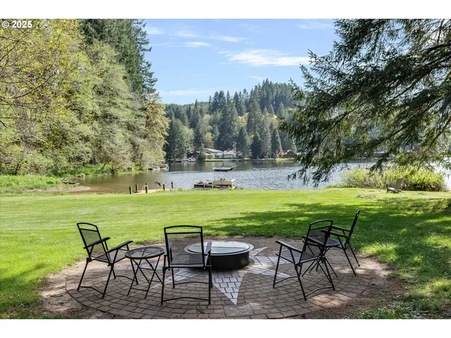 $699,969 | 71848 North Shore Drive, Birkenfeld, OR 97016