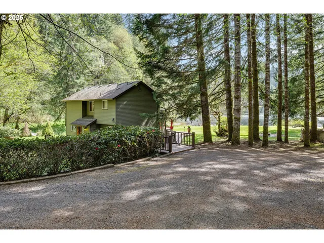 $699,969 | 71848 North Shore Drive, Birkenfeld, OR 97016