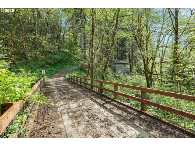 $699,969 | 71848 North Shore Drive, Birkenfeld, OR 97016