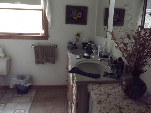 137 Town Farm Road Oakland, ME 04963 - Photo 11 of 28 Master Bath/Spa.