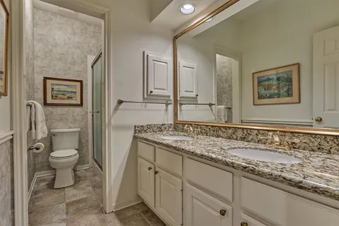 $925,000 | 46 North Copperknoll Circle, The Woodlands, TX 77381