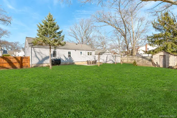 $599,999 | 270 26th Street, Copiague, NY 11726