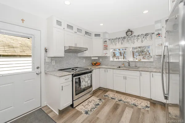 $599,999 | 270 26th Street, Copiague, NY 11726