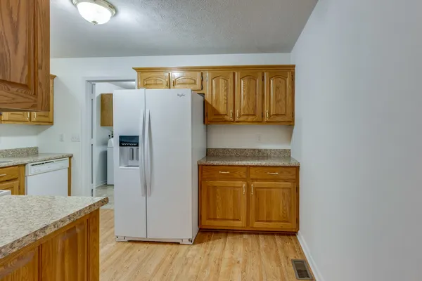 $285,000 | 685 Edgefield Drive, Hohenwald, TN 38462