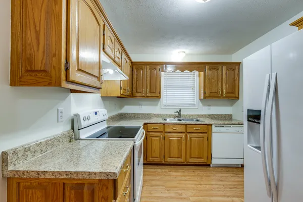 $285,000 | 685 Edgefield Drive, Hohenwald, TN 38462