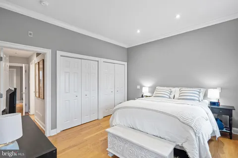 $785,000 | 1615-1617 Spruce Street, Unit 400, Philadelphia, PA 19103