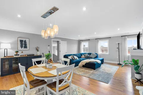 $785,000 | 1615-1617 Spruce Street, Unit 400, Philadelphia, PA 19103