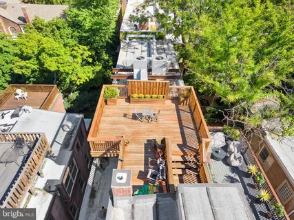 $785,000 | 1615-1617 Spruce Street, Unit 400, Philadelphia, PA 19103