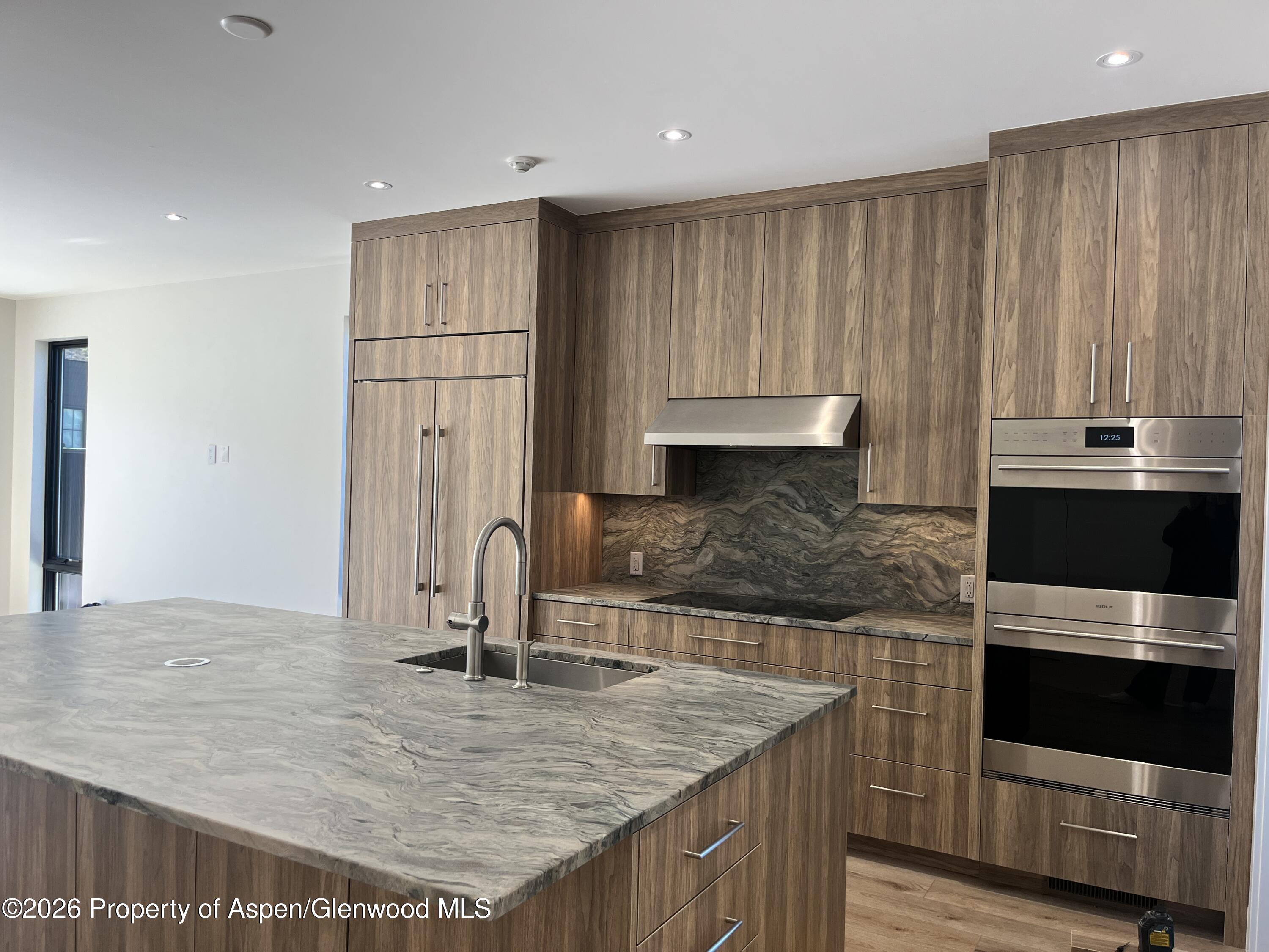 337 Stott's Mill Road Basalt, CO 81621 - Photo 2 of 24 Kitchen