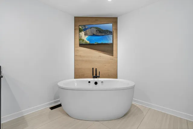 $1,295,000 | 21265 East Cuba Road, Kildeer, IL 60047