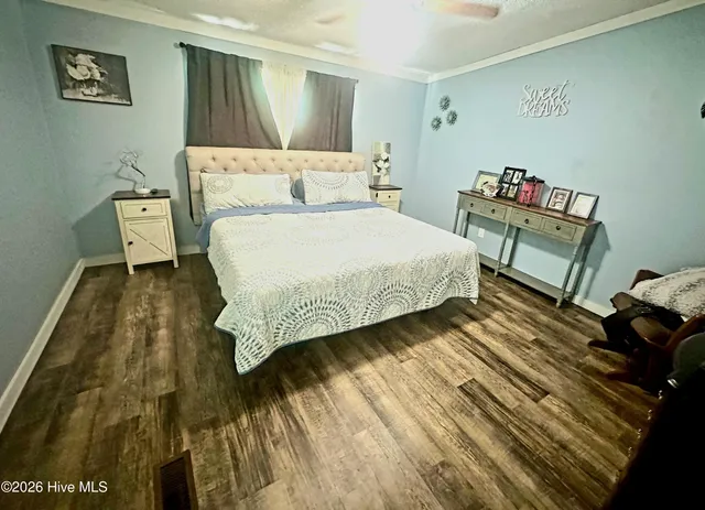 $329,000 | 3984 Pocosin Road, Lake Waccamaw, NC 28450